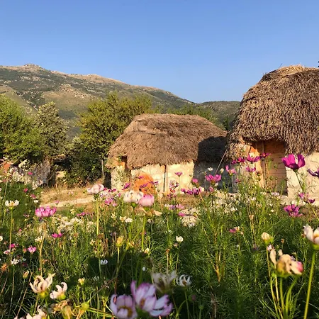 Luxe tent Sofra E Vjeter Sofo I Vjeter Trajas